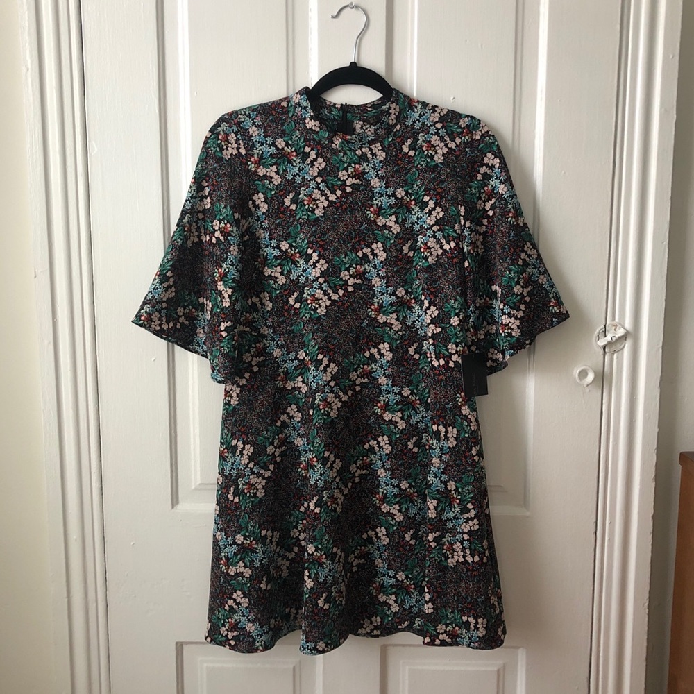 NWT Zara Flutter Sleeve Floral Mini Dress